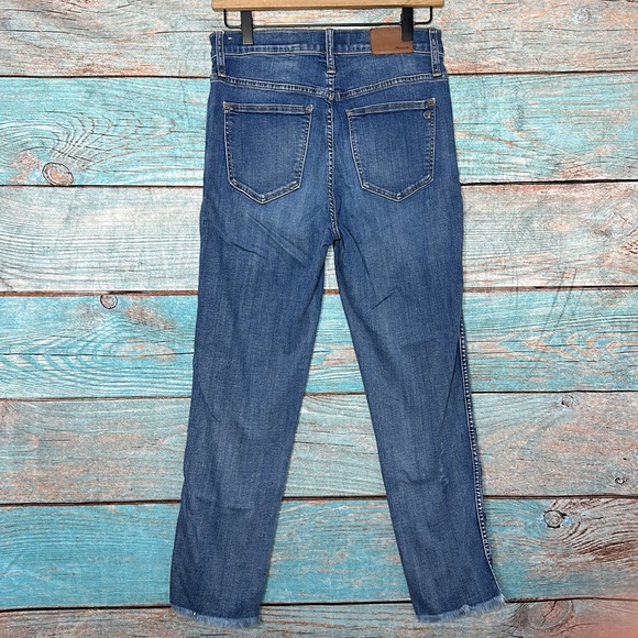 Madewell Blue Jeans Stovepipe Style Size 26 Frayed Hems - Picture 4 of 7